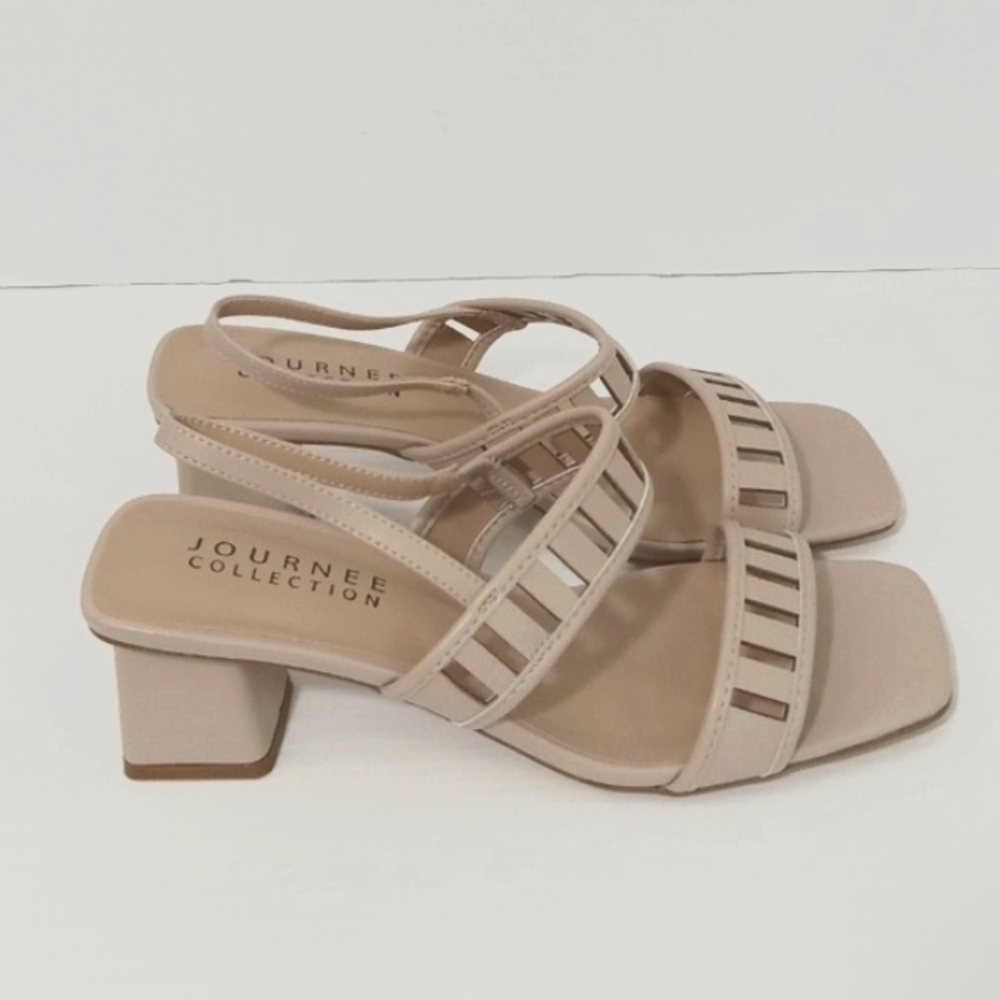 JOURNEE COLLECTION "Ismay" Laser Cut Sling Back Sandal in Taupe Women's Size 9.5